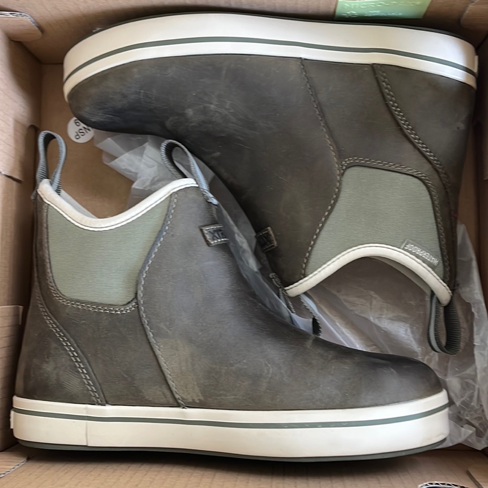 XTRATUF Waterproof Womens Leather Ankle Deck Boot.